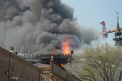 GIUDECCA 05 06 2003 ARCHEOLOGIA INDUSTRIALE - MULINO STUCHY INCENDIO