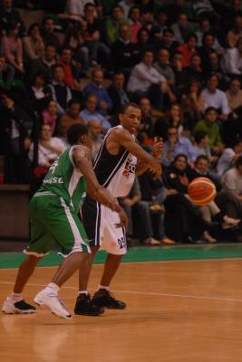 TREVISO 07 12 2006 LBA CAMPIONATO 2006-2007 BENETTON BASKET - NAPOLI