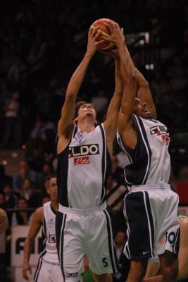TREVISO 07 12 2006 LBA CAMPIONATO 2006-2007 BENETTON BASKET - NAPOLI