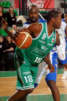 TREVISO 16 12 2006 LBA CAMPIONATO 2006-2007 BENETTON BASKET - CAPO D ORLANDO