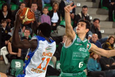 TREVISO 16 12 2006 LBA CAMPIONATO 2006-2007 BENETTON BASKET - CAPO D ORLANDO