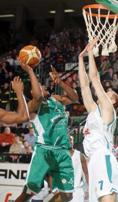 TREVISO 24 01 2007 CHAMPIONS LEAGUE  2007-2008 BENETTON BASKET - PAUORTHEZ