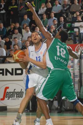 TREVISO 21  02 2007 CHAMPIONS LEAGUE  2006-2007 BENETTON BASKET - DINAMO MOSCA
