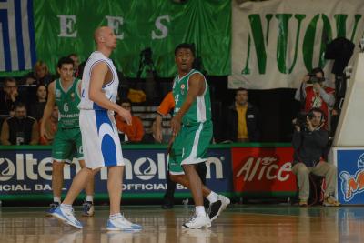 TREVISO 21  02 2007 CHAMPIONS LEAGUE  2006-2007 BENETTON BASKET - DINAMO MOSCA