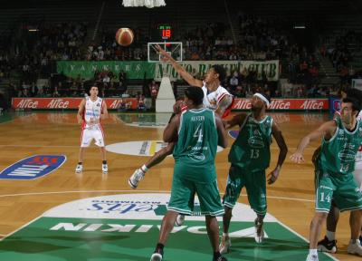 TREVISO 11 10 2007 LBA, CAMPIONATO 2007-2008 BENETTON BASKET - VARESE