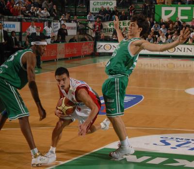 TREVISO 11 10 2007 LBA, CAMPIONATO 2007-2008 BENETTON BASKET - VARESE