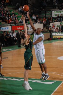 TREVISO 06 11 2007 CHAMPIONS LEAGUE  2007-2008 BENETTON BASKET - BC KIEV