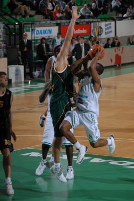 TREVISO 06 11 2007 CHAMPIONS LEAGUE  2007-2008 BENETTON BASKET - BC KIEV