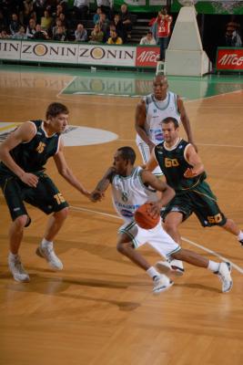 TREVISO 06 11 2007 CHAMPIONS LEAGUE  2007-2008 BENETTON BASKET - BC KIEV
