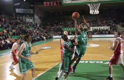 TREVISO 20 11 2007 CHAMPIONS LEAGUE  2007-2008 BENETTON BASKET - PBC LUKOIL