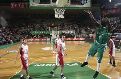 TREVISO 20 11 2007 CHAMPIONS LEAGUE  2007-2008 BENETTON BASKET - PBC LUKOIL