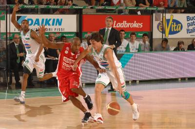 TREVISO 12 01 2008 LBA, CAMPIONATO 2007-2008 BENETTON BASKET - SCAVOLINI PESARO