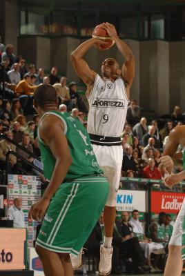 TREVISO 03 02 2008 LBA, CAMPIONATO 2007-2008 BENETTON BASKET - LA FORTEZZA VIRTUS BOLOGNA