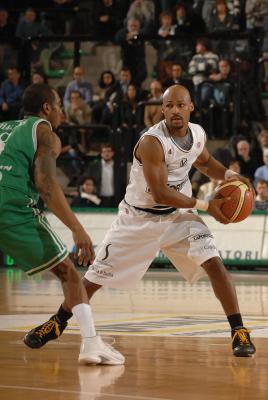 TREVISO 03 02 2008 LBA, CAMPIONATO 2007-2008 BENETTON BASKET - LA FORTEZZA VIRTUS BOLOGNA