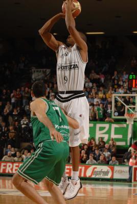 TREVISO 03 02 2008 LBA, CAMPIONATO 2007-2008 BENETTON BASKET - LA FORTEZZA VIRTUS BOLOGNA