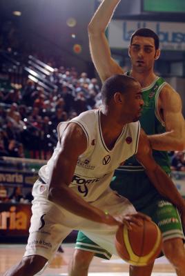 TREVISO 03 02 2008 LBA, CAMPIONATO 2007-2008 BENETTON BASKET - LA FORTEZZA VIRTUS BOLOGNA