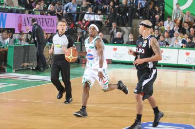 TREVISO 02 11 2008 LBA, CAMPIONATO 2008-2009 BENETTON BASKET - CASERTA