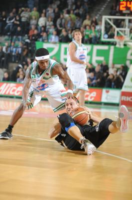 TREVISO 02 11 2008 LBA, CAMPIONATO 2008-2009 BENETTON BASKET - CASERTA