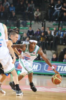TREVISO 02 11 2008 LBA, CAMPIONATO 2008-2009 BENETTON BASKET - CASERTA