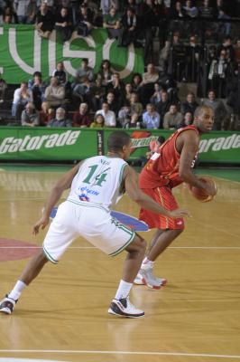 TREVISO 06 12 2008 LBA, CAMPIONATO 2008-2009 BENETTON BASKET - PESARO