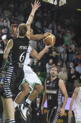 TREVISO 17 01 2009 LBA, CAMPIONATO 2008-2009 BENETTON BASKET - LA FORTEZZA VIRTUS BOLOGNA