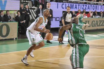 TREVISO 01 02 2009 LBA, CAMPIONATO 2008-2009 BENETTON BASKET - MONTEPASCHI SIENA