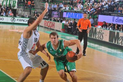 TREVISO 06 10 2009 CHAMPIONS LEAGUE  2009-2010 BENETTON BASKET - LOIRET