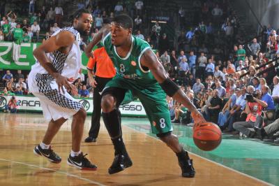 TREVISO 06 10 2009 CHAMPIONS LEAGUE  2009-2010 BENETTON BASKET - LOIRET