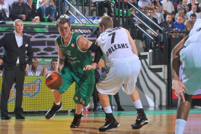 TREVISO 06 10 2009 CHAMPIONS LEAGUE  2009-2010 BENETTON BASKET - LOIRET