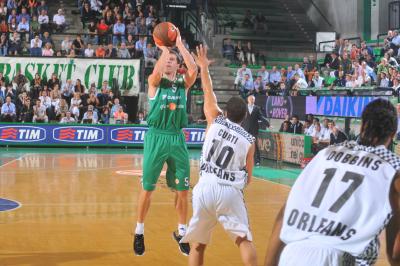 TREVISO 06 10 2009 CHAMPIONS LEAGUE  2009-2010 BENETTON BASKET - LOIRET
