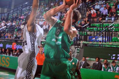 TREVISO 06 10 2009 CHAMPIONS LEAGUE  2009-2010 BENETTON BASKET - LOIRET