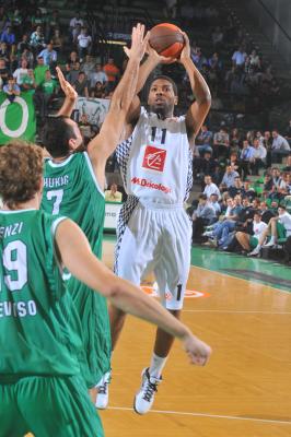TREVISO 06 10 2009 CHAMPIONS LEAGUE  2009-2010 BENETTON BASKET - LOIRET