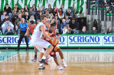 TREVISO 17 10 2009 LBA, CAMPIONATO 2009-2010 BENETTON BASKET -  LOTTOMATICA