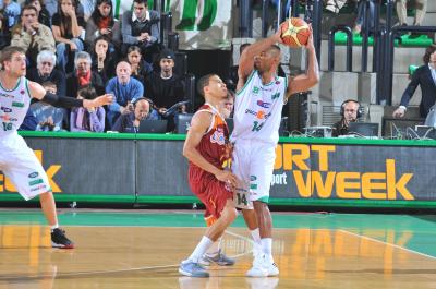 TREVISO 17 10 2009 LBA, CAMPIONATO 2009-2010 BENETTON BASKET -  LOTTOMATICA
