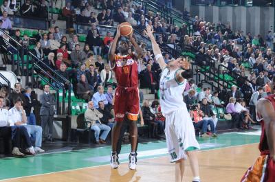 TREVISO 17 10 2009 LBA, CAMPIONATO 2009-2010 BENETTON BASKET -  LOTTOMATICA