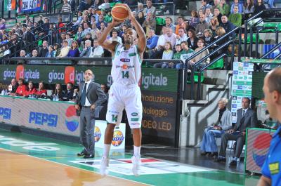 TREVISO 17 10 2009 LBA, CAMPIONATO 2009-2010 BENETTON BASKET -  LOTTOMATICA
