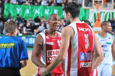 TREVISO 25 10 2009 LBA, CAMPIONATO 2009-2010 BENETTON BASKET - SPAR PESARO