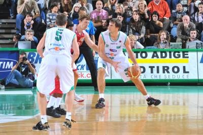TREVISO 25 10 2009 LBA, CAMPIONATO 2009-2010 BENETTON BASKET - SPAR PESARO
