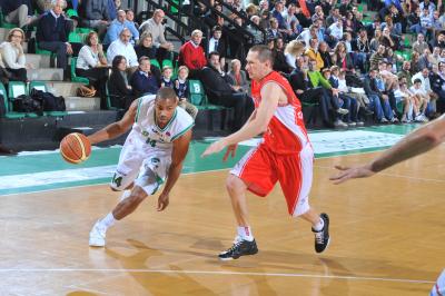 TREVISO 21 11 2009 LBA, CAMPIONATO 2009-2010 BENETTON BASKET - VARESE