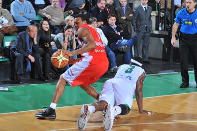 TREVISO 21 11 2009 LBA, CAMPIONATO 2009-2010 BENETTON BASKET - VARESE
