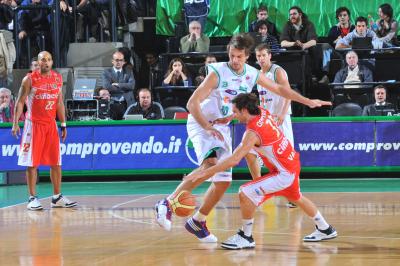TREVISO 21 11 2009 LBA, CAMPIONATO 2009-2010 BENETTON BASKET - VARESE