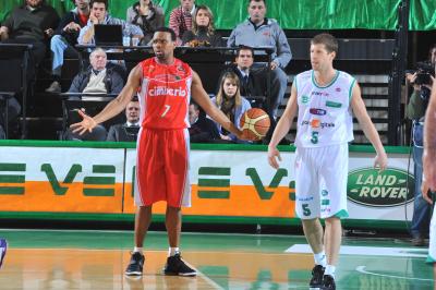 TREVISO 21 11 2009 LBA, CAMPIONATO 2009-2010 BENETTON BASKET - VARESE