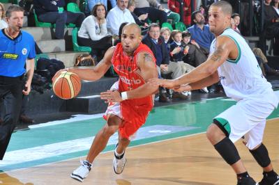 TREVISO 21 11 2009 LBA, CAMPIONATO 2009-2010 BENETTON BASKET - VARESE