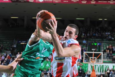 TREVISO 01 12 2009 EUROCUP 2009-2010 BENETTON BASKET - CRVENA ZVEZDA