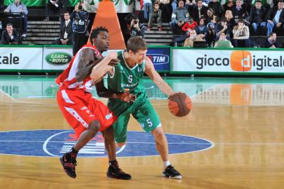 TREVISO 01 12 2009 EUROCUP 2009-2010 BENETTON BASKET - CRVENA ZVEZDA