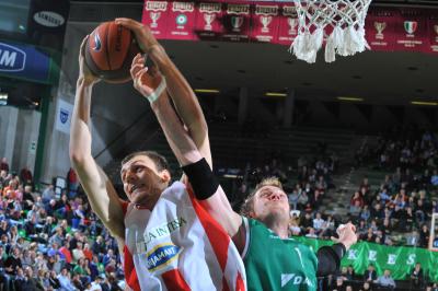 TREVISO 01 12 2009 EUROCUP 2009-2010 BENETTON BASKET - CRVENA ZVEZDA
