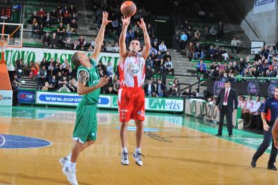 TREVISO 01 12 2009 EUROCUP 2009-2010 BENETTON BASKET - CRVENA ZVEZDA
