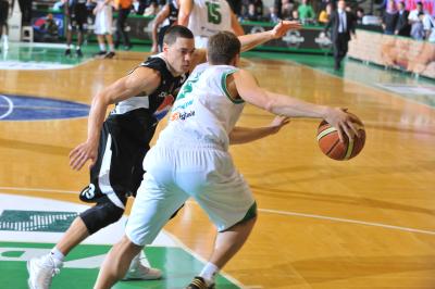 TREVISO 13 12 2009 LBA, CAMPIONATO 2009-2010 BENETTON BASKET - PEPSI CASERTA