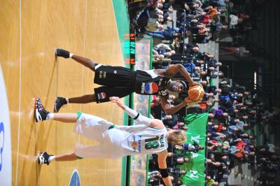 TREVISO 13 12 2009 LBA, CAMPIONATO 2009-2010 BENETTON BASKET - PEPSI CASERTA