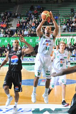 TREVISO 13 12 2009 LBA, CAMPIONATO 2009-2010 BENETTON BASKET - PEPSI CASERTA